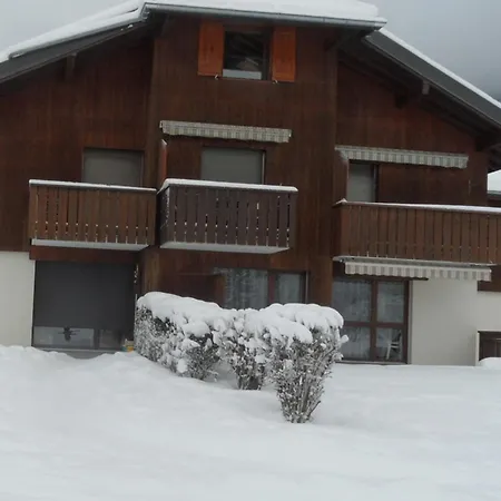 T3 Calme Avec Balcon, Parking Et Cave A 500m Du Centre - Fr-1-629-57
